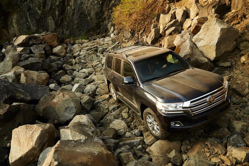 2017 Toyota Land Cruiser