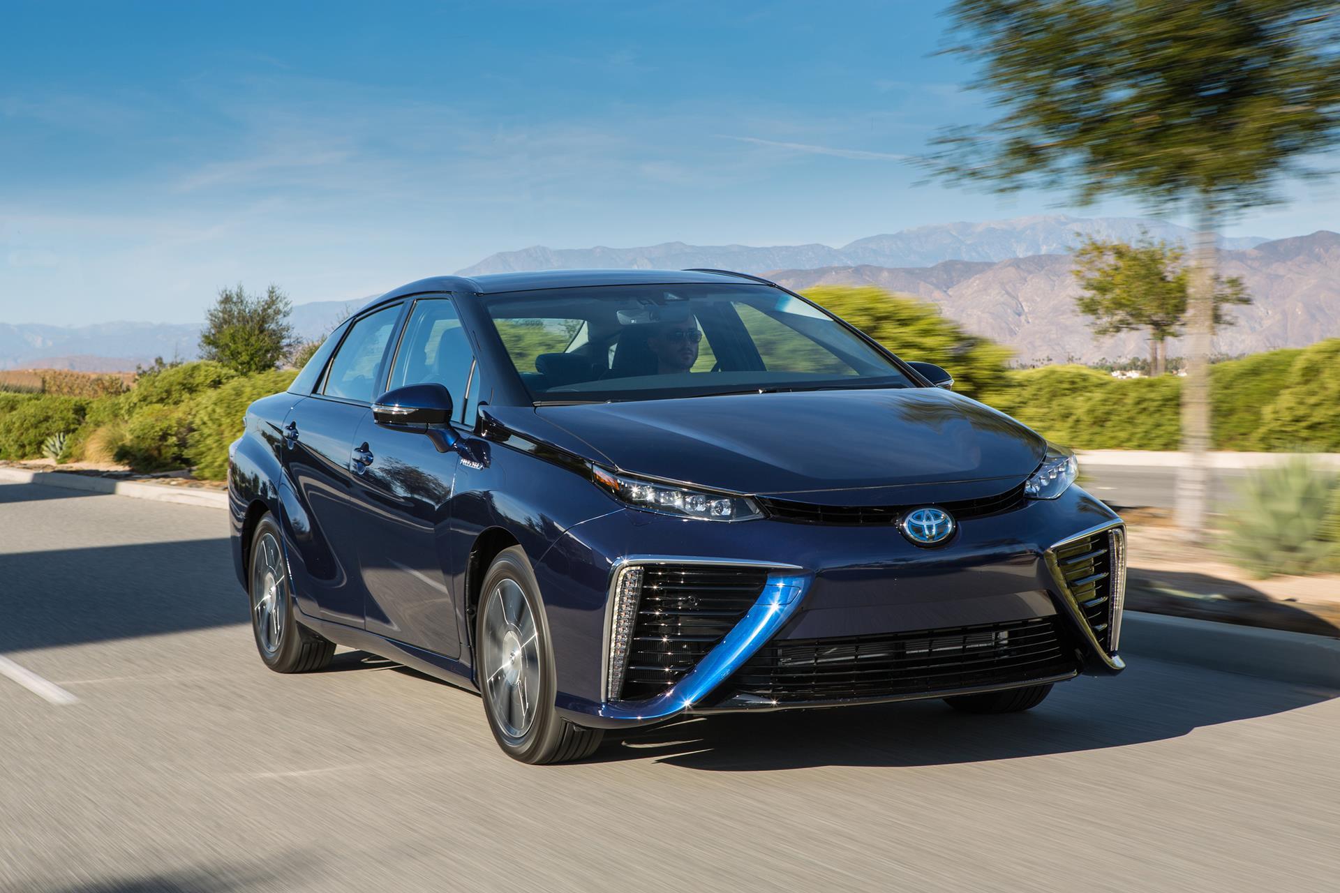 2017-toyota-mirai-technical-and-mechanical-specifications