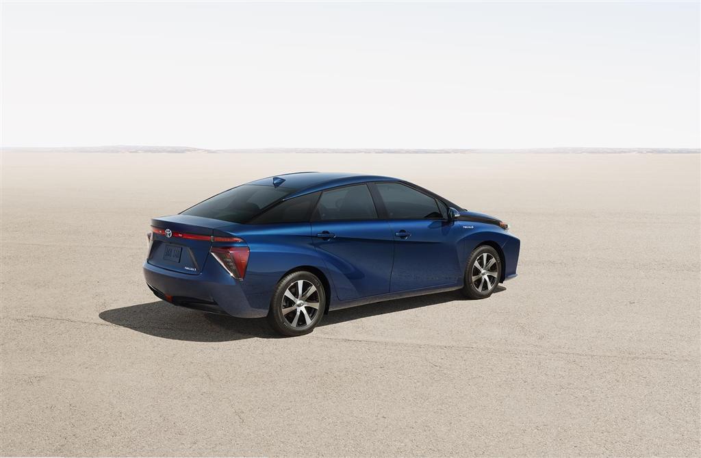 2016 Toyota Fuel Cell