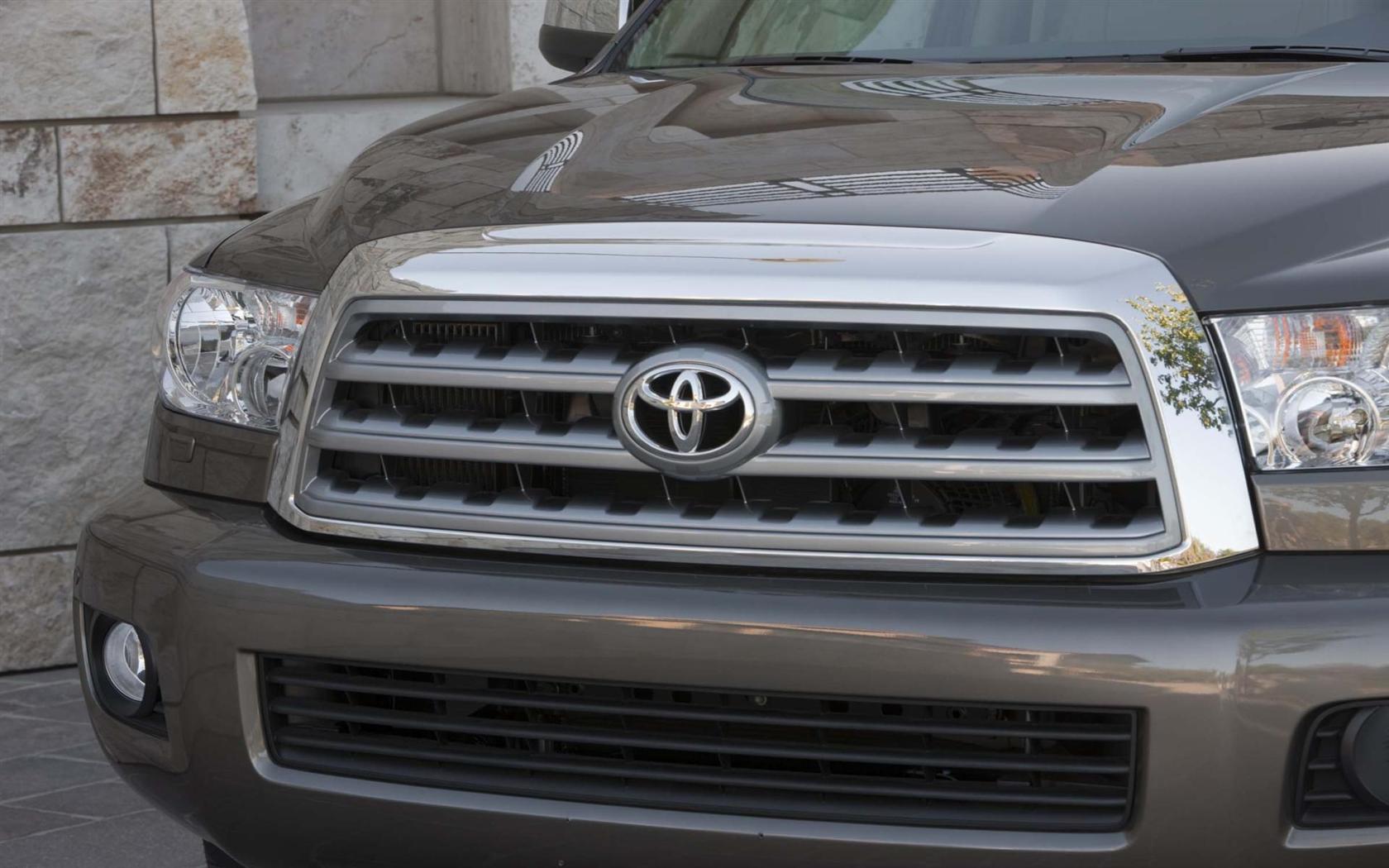 2014 Toyota Sequoia