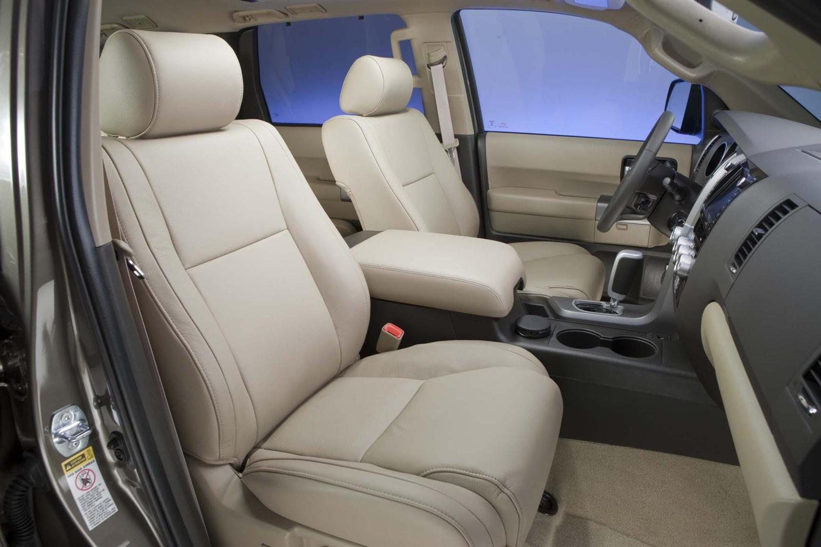 2014 Toyota Sequoia