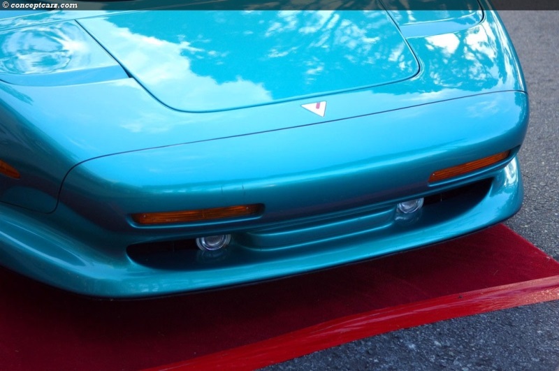 1992 Vector Avtech WX3