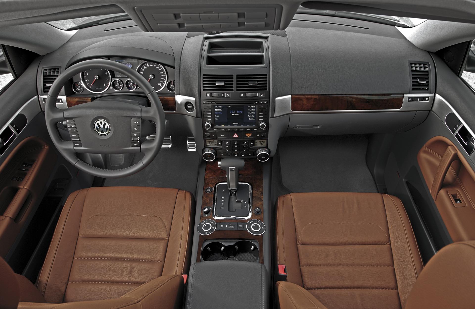 2009 Volkswagen Touareg 2