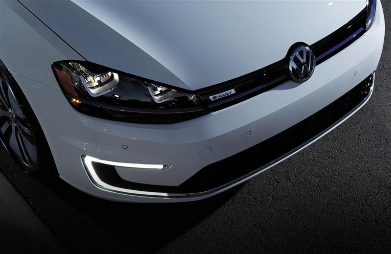 2017 Volkswagen e-Golf