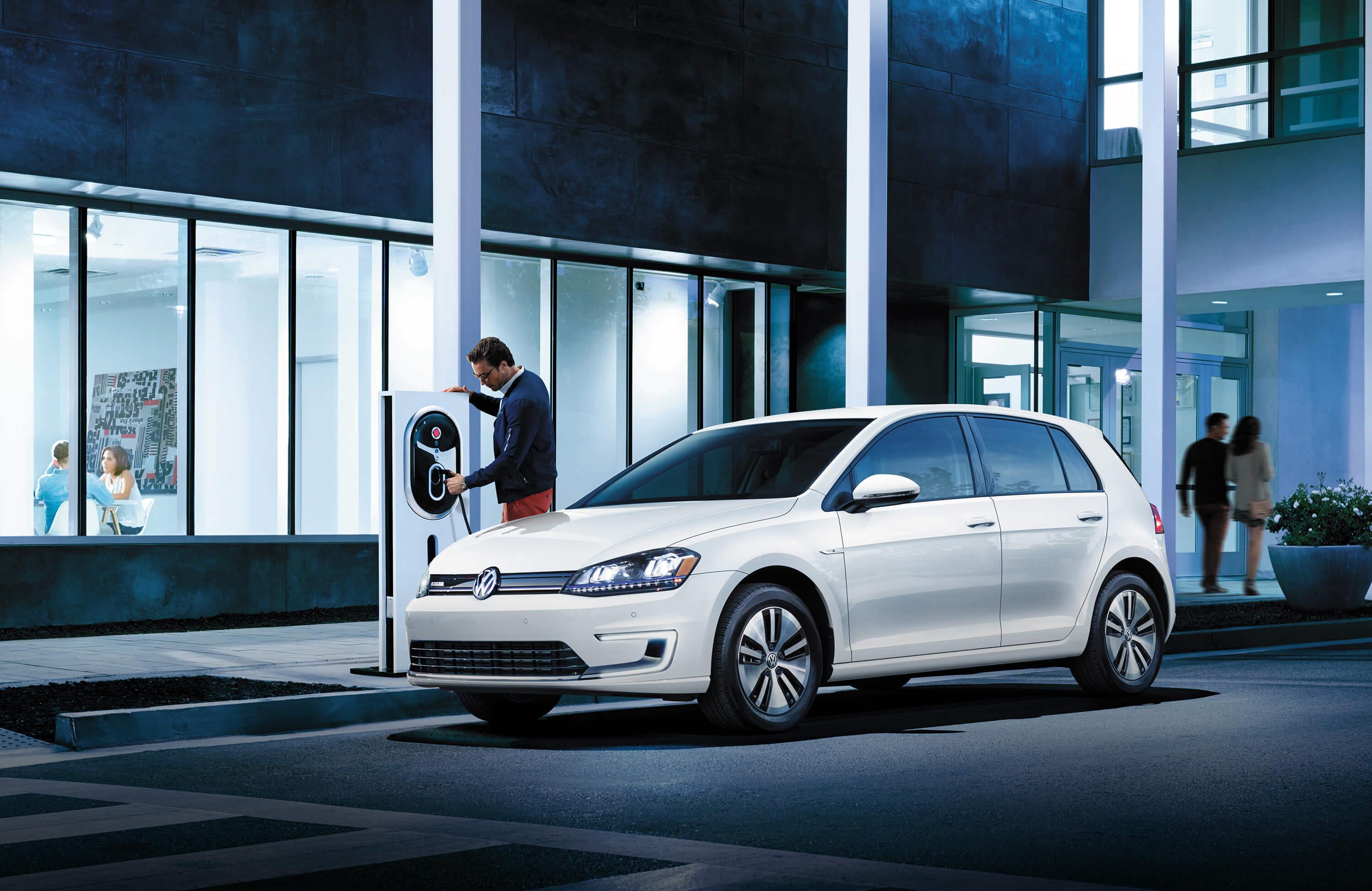 2017 Volkswagen e-Golf