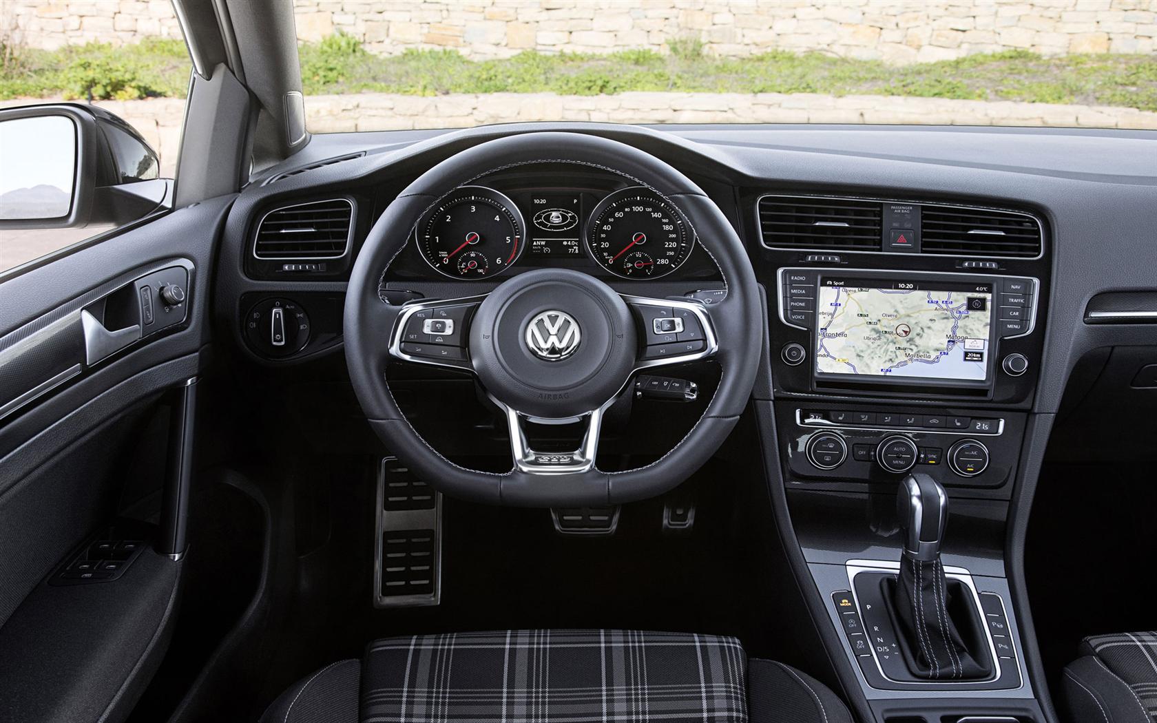 2015 Volkswagen Golf GTD Variant