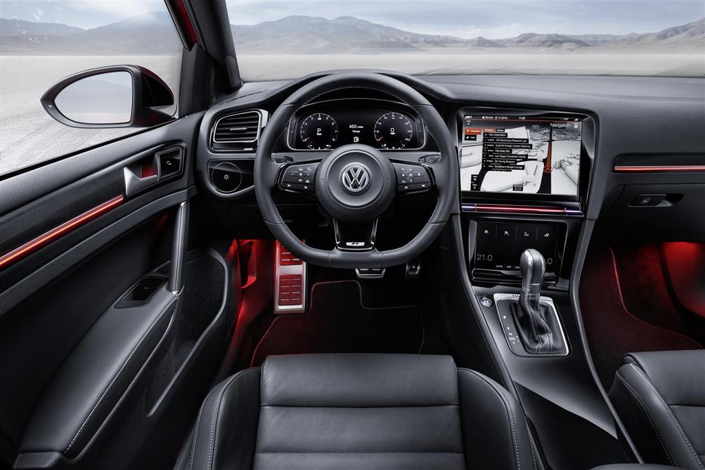 2015 Volkswagen Golf R Touch