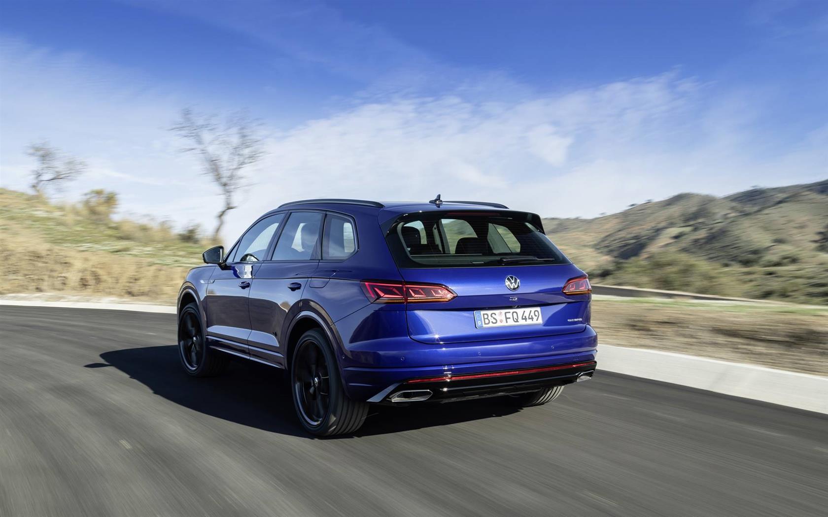 2020 Volkswagen Touareg R