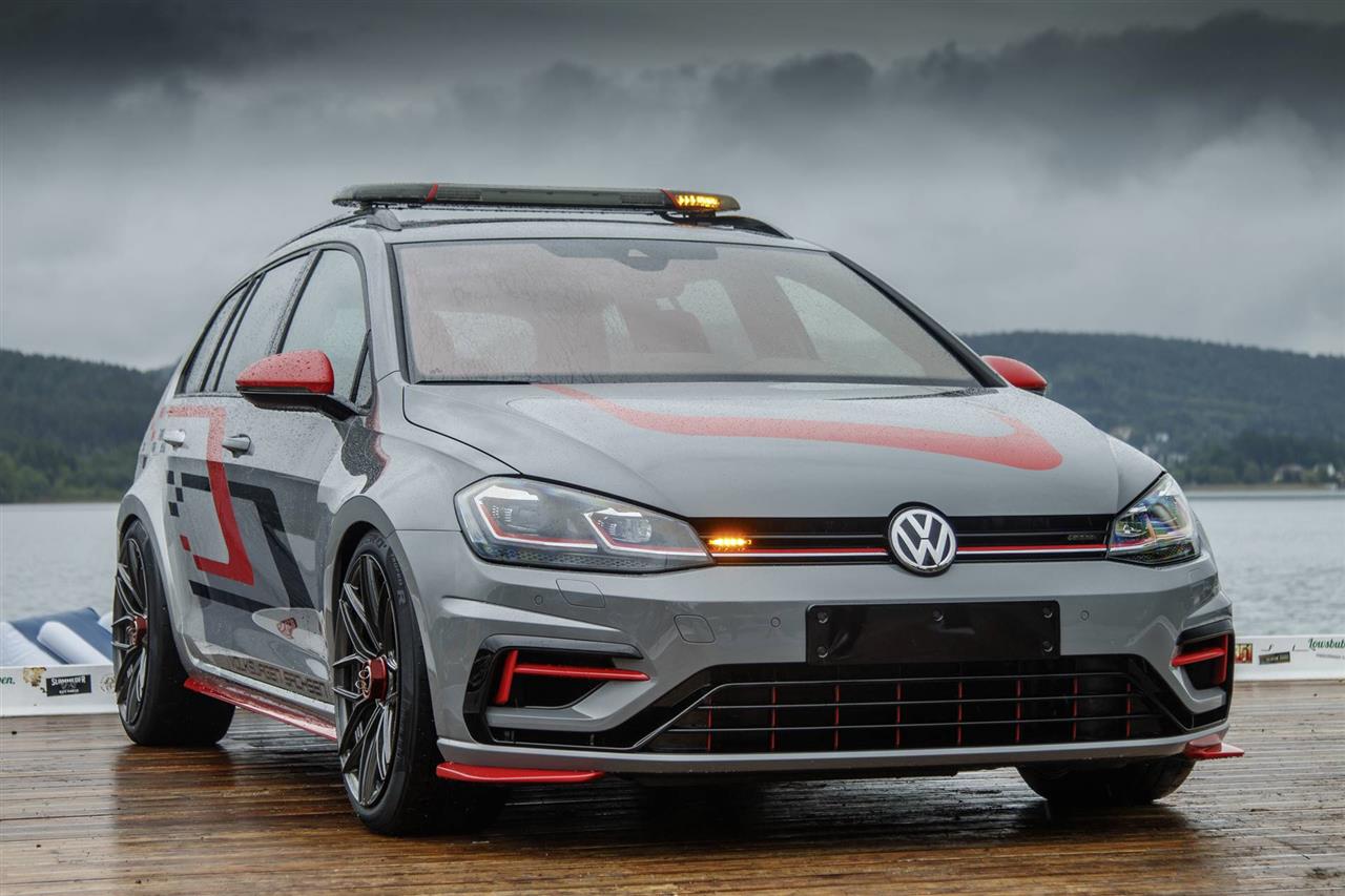 2019 Volkswagen Golf Estate R 4MOTION FighteR News and