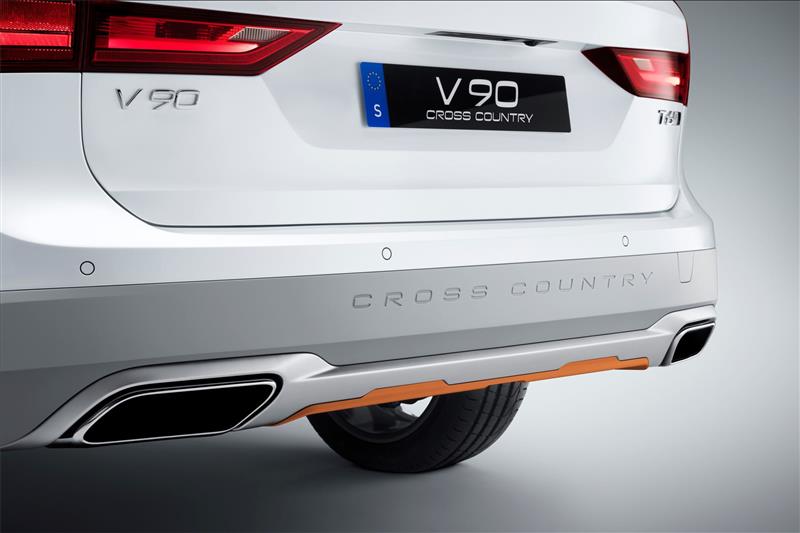 2017 Volvo V90 Cross Country Ocean Race