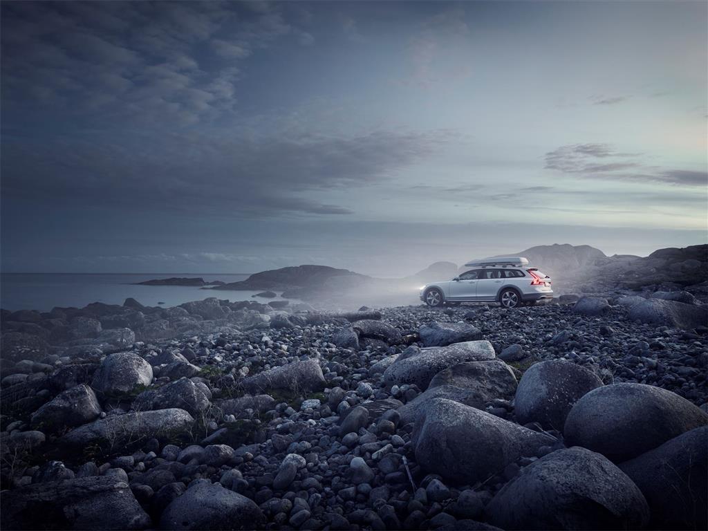 2018 Volvo V90 Cross Country Ocean Race edition