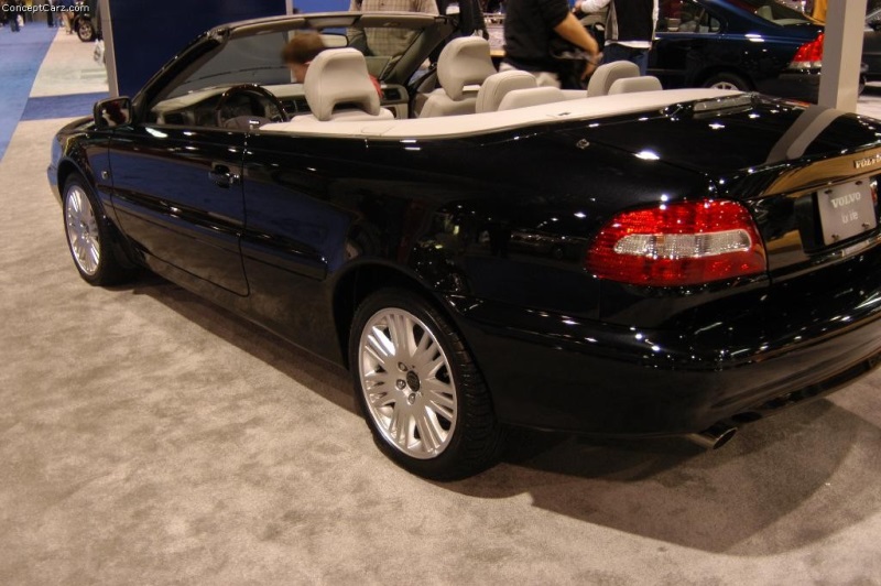 2004 Volvo C70