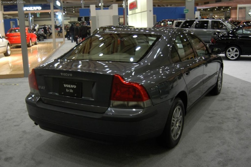 2004 Volvo S60