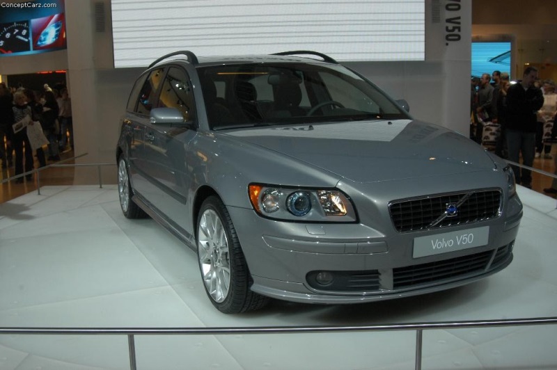2004 Volvo V50