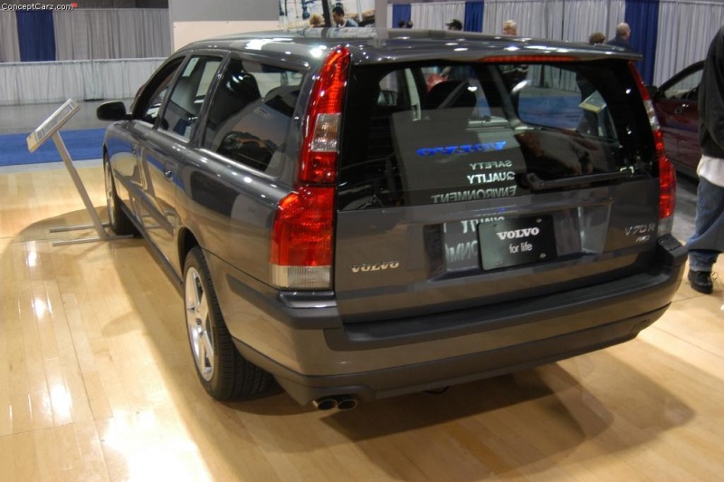 2004 Volvo V70