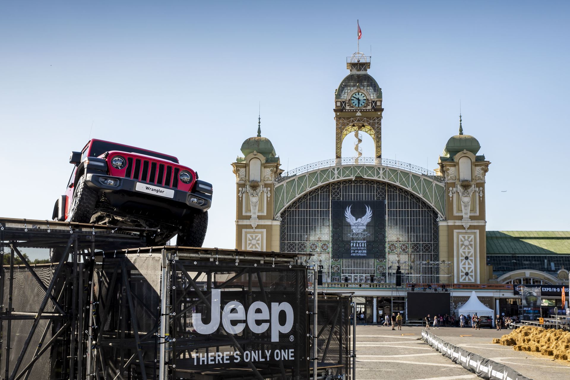 Jeep® Brand Celebrates 115Th Anniversary Of Harley-Davidson® In Prague