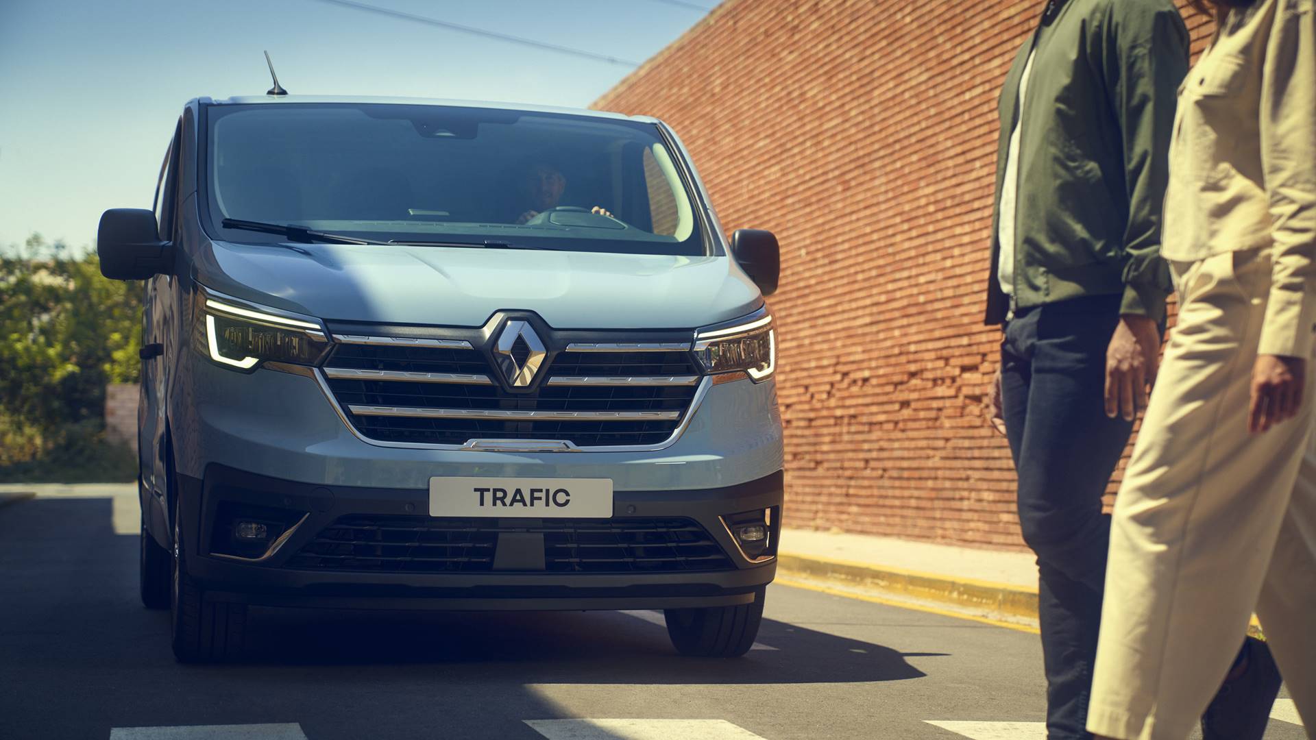 Orders open for the New Trafic panel van from Renault PRO+