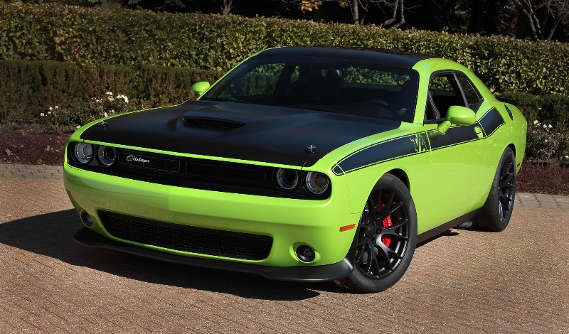 MOPAR GOES ALL-IN WITH FLEET OF CUSTOMIZED SEMA SHOW RIDES