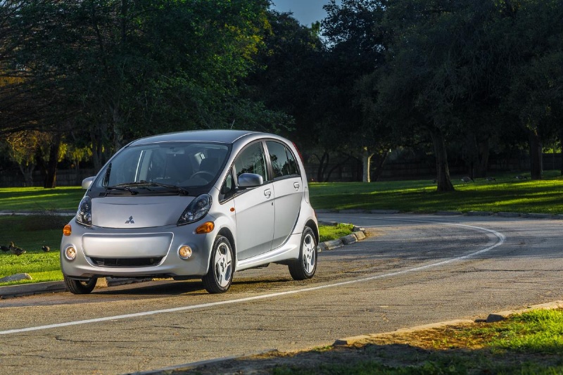2016 MITSUBISHI I-MIEV ARRIVES AT DEALERS IN MARCH