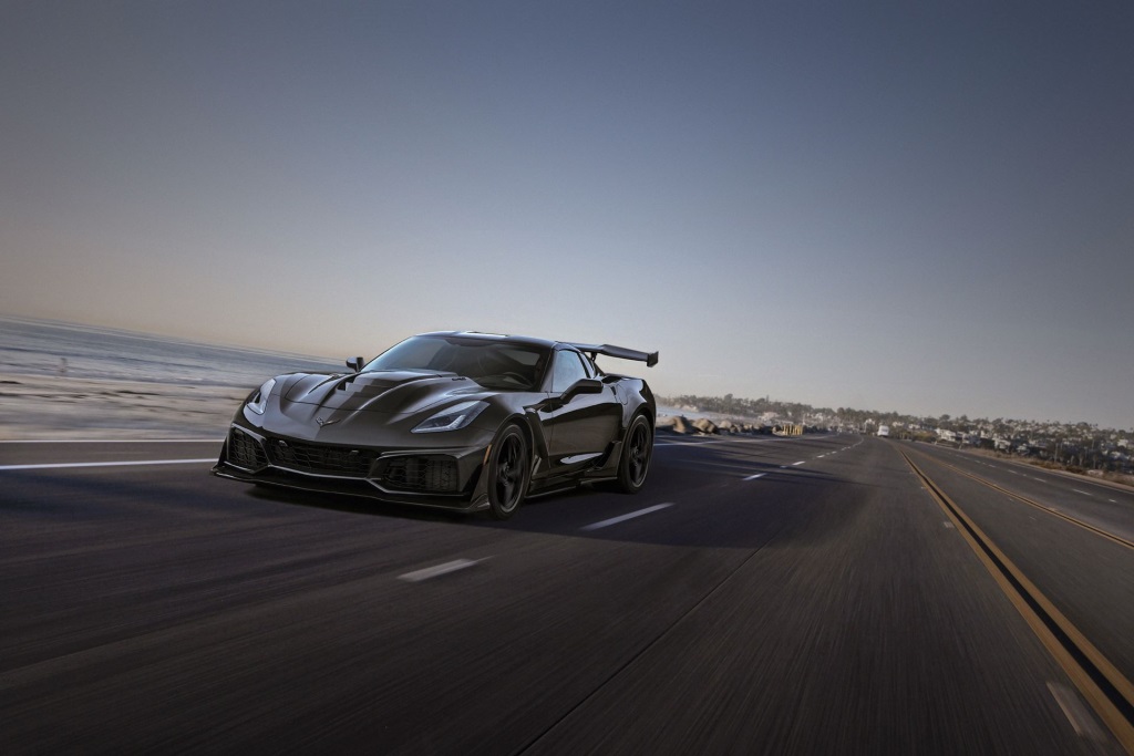 First Modern-Era Corvette ZR1 Convertible Makes Debut