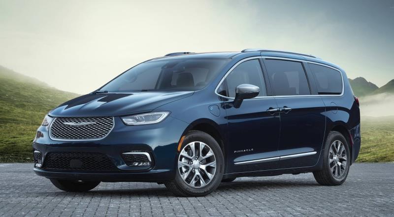 New 2021 Chrysler Pacifica Adds To Extensive List Of FCA Segment Firsts