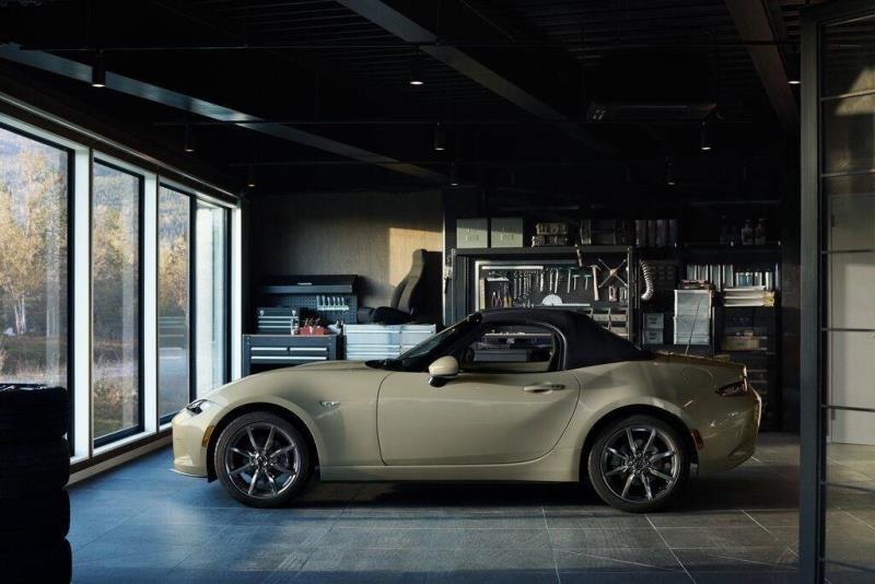 2023 Mazda MX-5 Miata: Pricing and Packaging