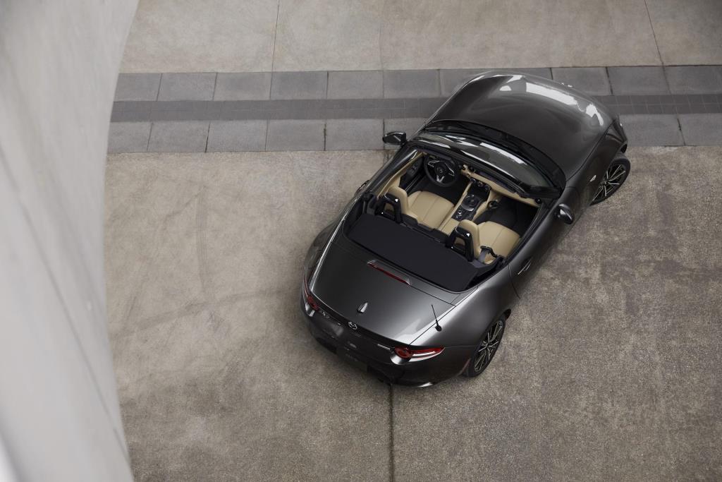 2025 Mazda MX-5 Miata: pricing and packaging