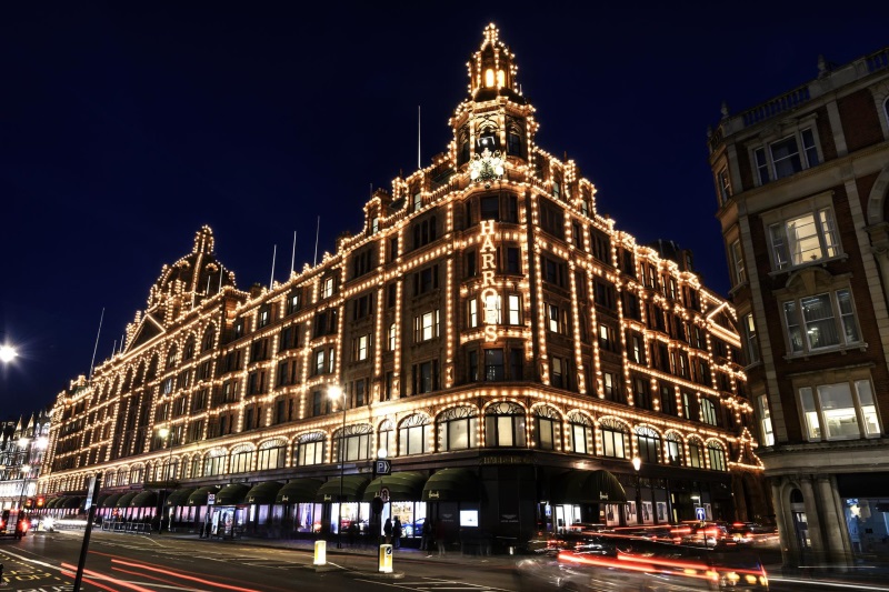Aston Martin Takes Window Shopping To A New Level With Harrods