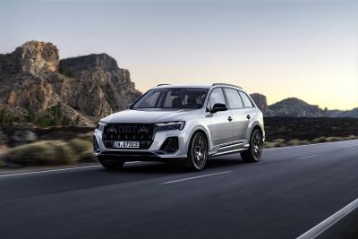 Maximum efficiency in ample space: the new Audi Q7 SUV 55 TFSI e quattro and Q8 SUV 55 TFSI e quattro