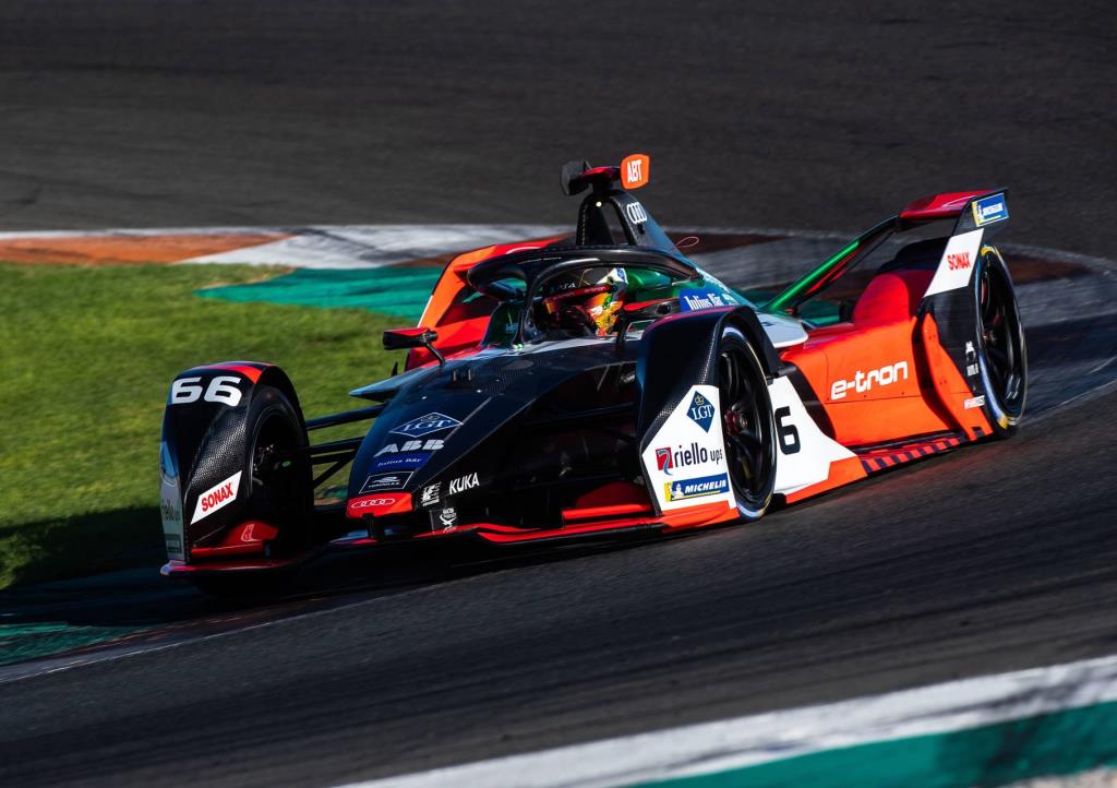 Audi E-Tron FE06 Meets With Rivals For The First Time