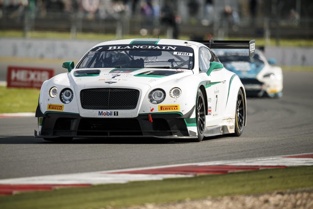 BENTLEY CONTINENTAL GT3 STORMS TO VICTORY AT SILVERSTONE