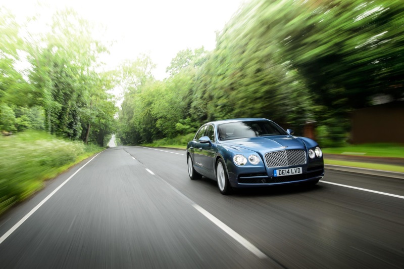 BENTLEY CLAIMS RECORD NUMBER OF AWARDS IN 2015