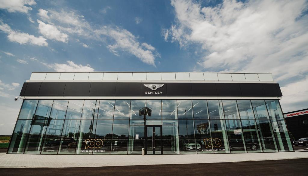 Bentley Opens Showroom In Kyiv