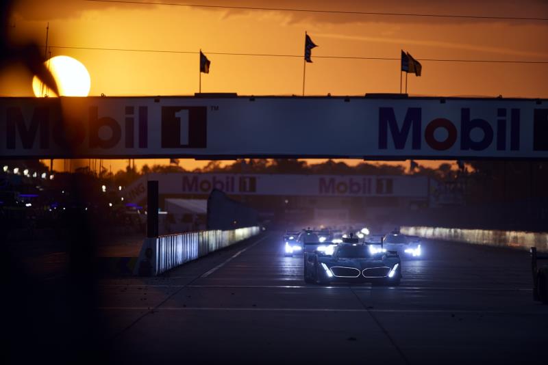 12h Sebring: Pole position and fifth place for the BMW M Hybrid V8 – Double podium for the BMW M4 GT3 EVO