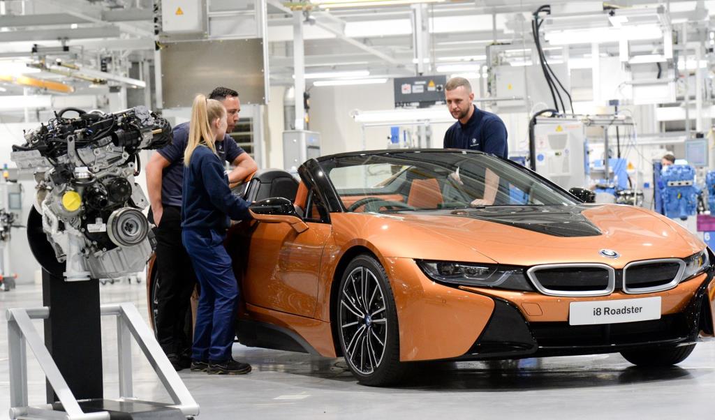 BMW Group Engine Plant Gears Up For New BMW I8 Roadster