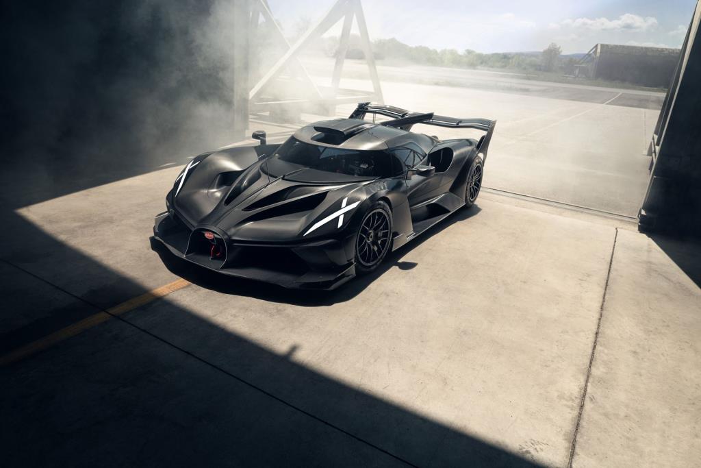 Bugatti Bolide undertakes extreme track testing to perfect high-performance aerodynamics