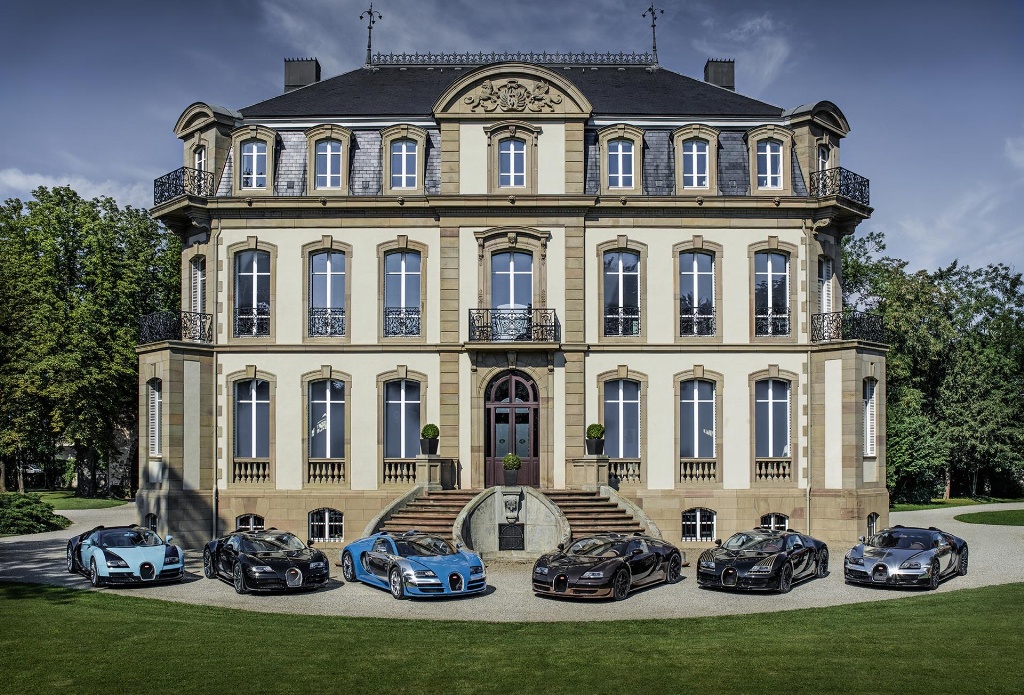 A MEETING OF LEGENDS IN CALIFORNIA: BUGATTI PRESENTS ALL SIX MODELS FROM ITS 'LES LÉGENDES DE BUGATTI' EDITION