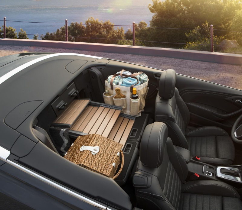 BUICK CASCADA BLENDS SAFETY AND STYLE