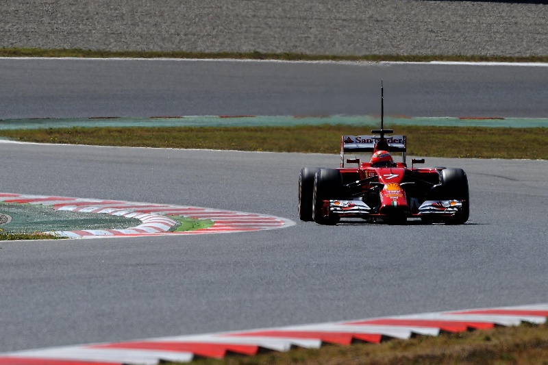 TESTING AT THE CIRCUIT DE CATALUNYA - MAY 14, 2014