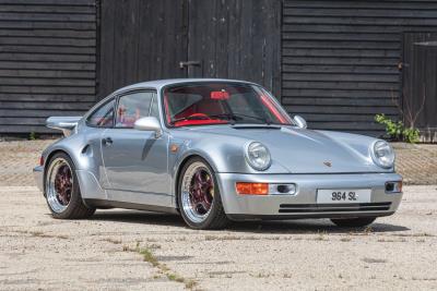 Confirmed for The Classic sale at Silverstone are a number of breath-taking low mileage modern classics