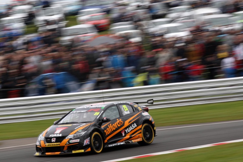 Croft Awaits Title-Chasing Duo As BTCC Races North