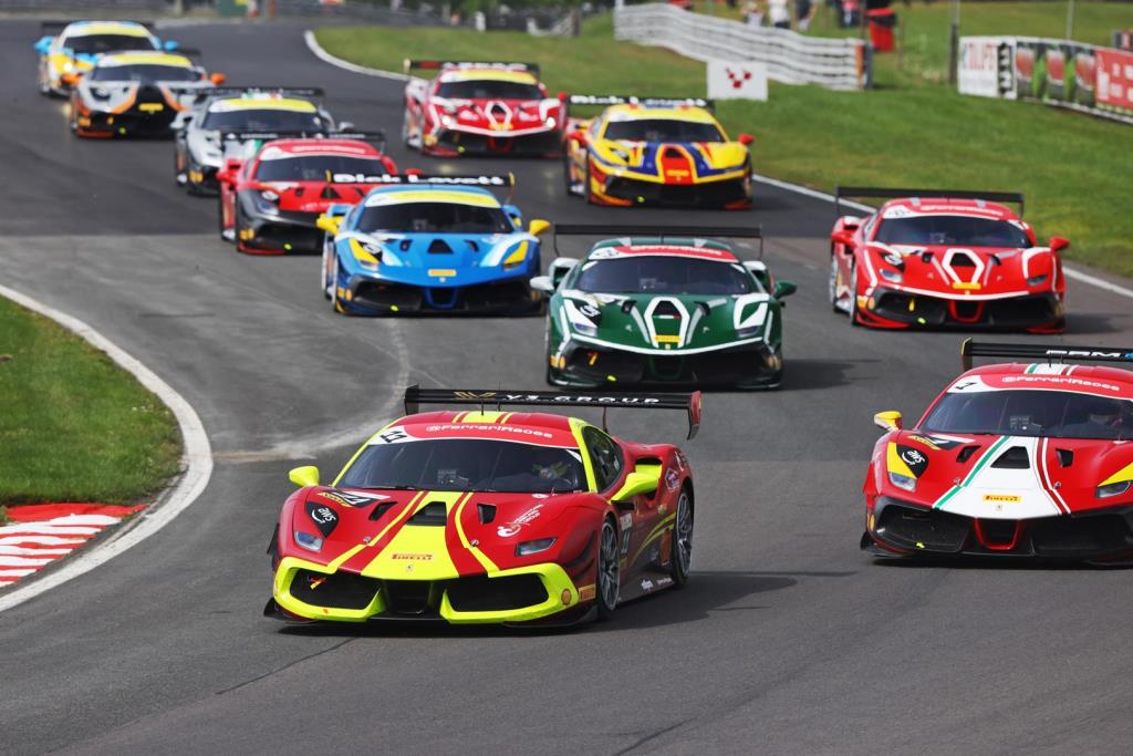 Two season debutant winners in tight racing action at Oulton Park