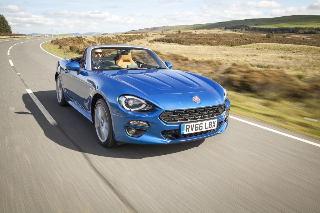 Fiat 124 Spider Named Best Convertible