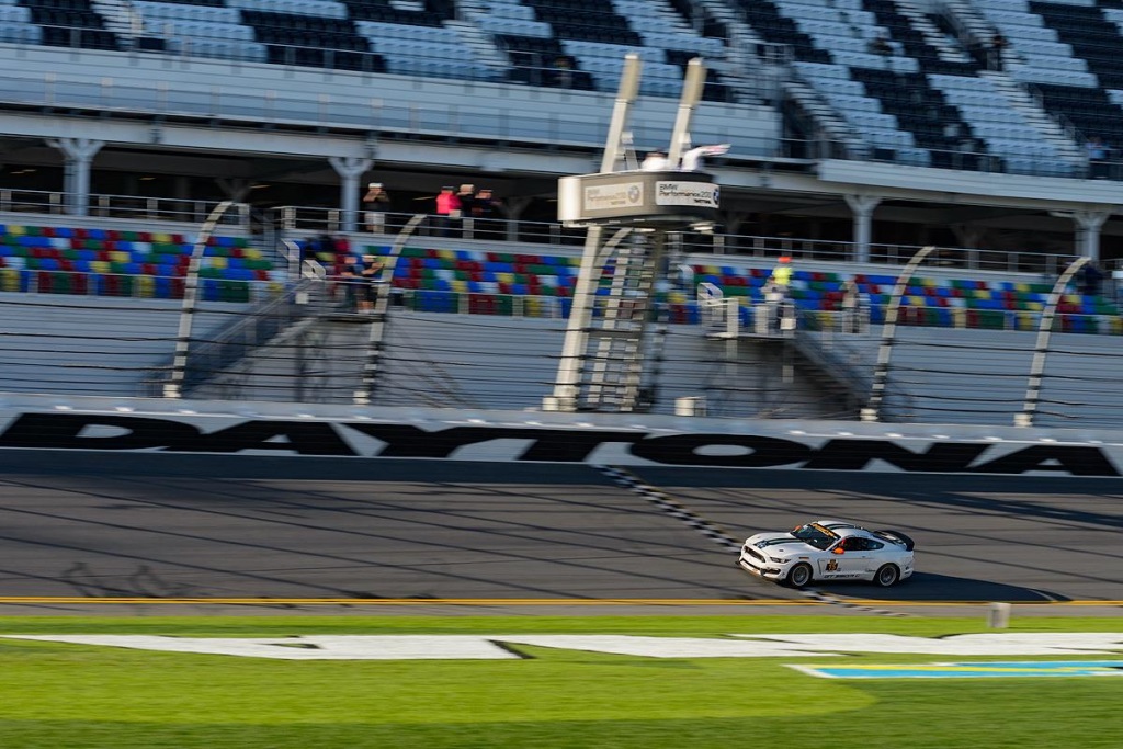 Ford Shelby GT350R-C Wins SportsCar Challenge Race at Daytona