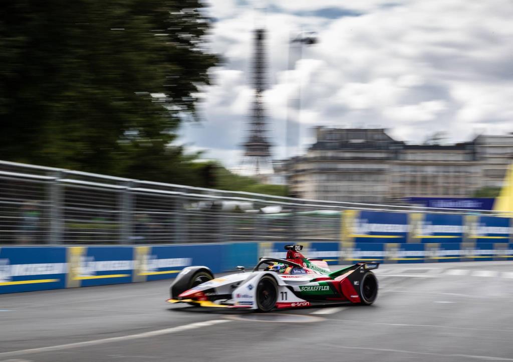 Formula E In Paris: Audi Drivers Brave April Weather