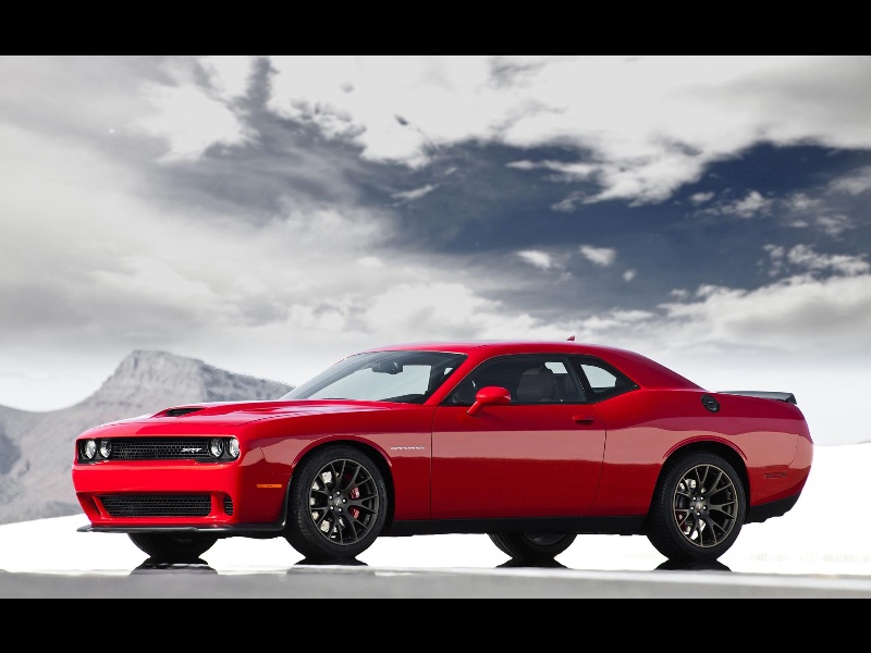 FOUR ENGINES, EIGHT-SPEEDS AND UP TO 707 HORSEPOWER: DODGE ANNOUNCES PRICING FOR ITS NEW 2015 CHALLENGER MODEL LINEUP