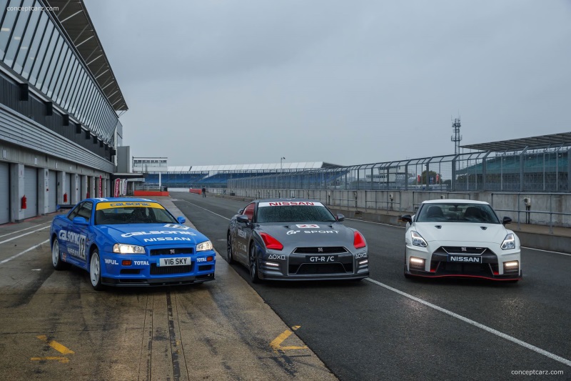 World-First Gaming Controller Operated Nissan GT-R Achieves 130+Mph Run Around Silverstone