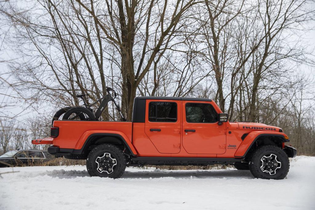 'Groundhog Day' With Jeep® Gladiator And Bill Murray Is The 2020 Big Game'S Most Viewed Commercial On Social Media