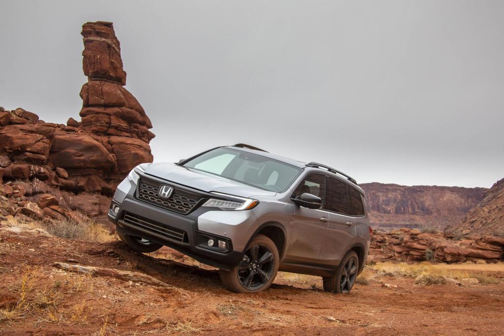 2019 Honda Passport Wins Car And Driver Midsize Two-Row SUV Vehicle Comparison Test