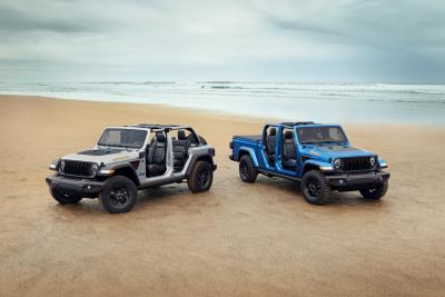 Jeep Brand Hits the Sand With Limited-run 2024 Wrangler and First-ever Gladiator 'Jeep Beach' Models
